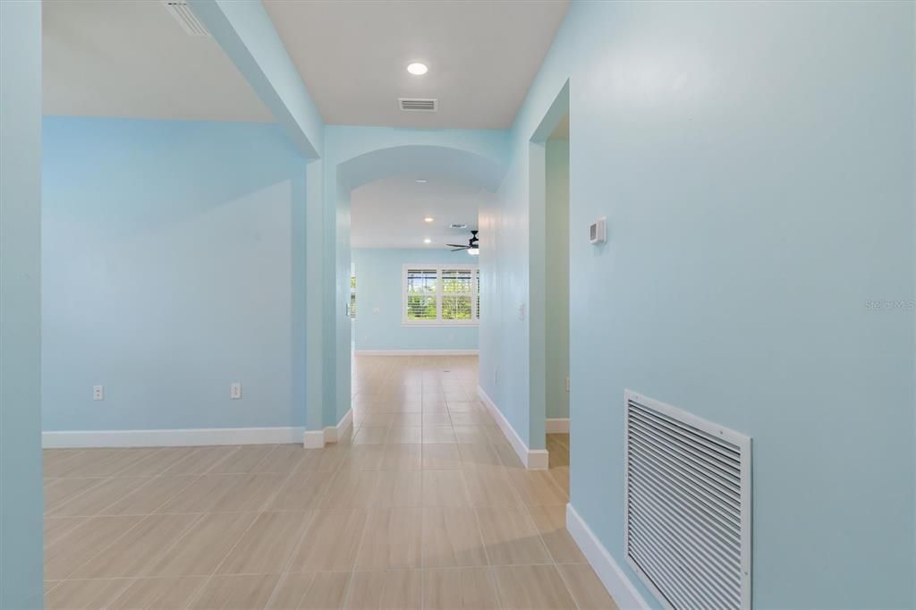 待售: $477,000 (2 贝兹, 2 浴室, 1815 平方英尺)