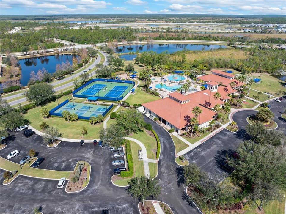 待售: $477,000 (2 贝兹, 2 浴室, 1815 平方英尺)