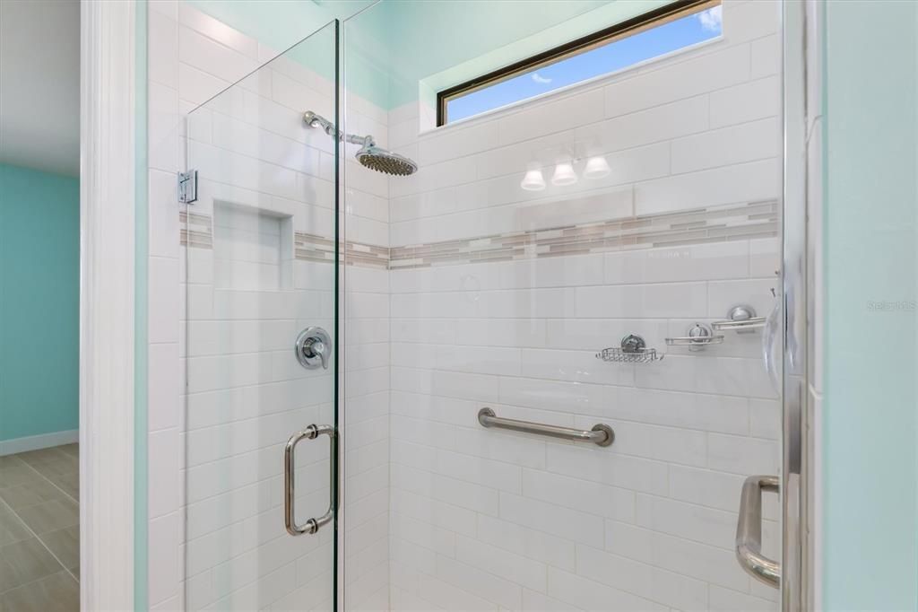 待售: $477,000 (2 贝兹, 2 浴室, 1815 平方英尺)