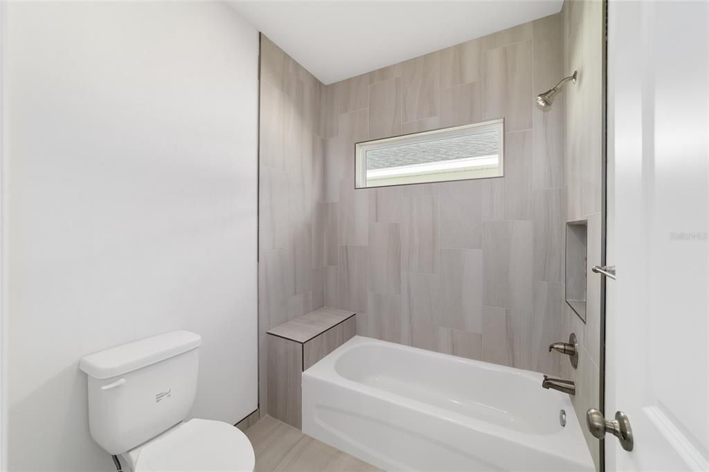 En Venta: $422,000 (3 camas, 2 baños, 1777 Pies cuadrados)