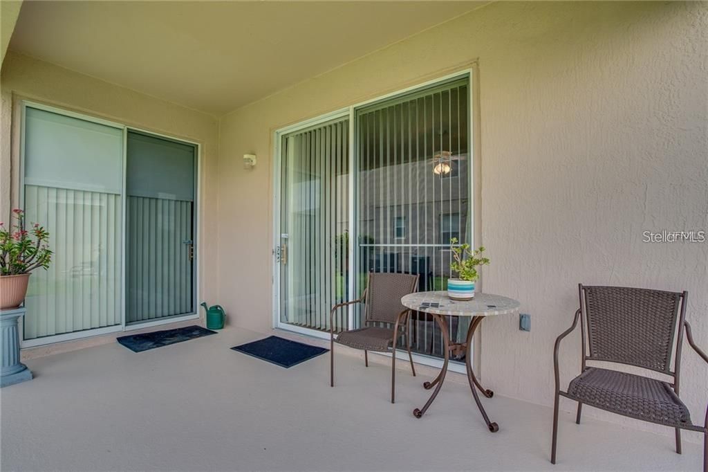 В аренду: $2,400 (3 спален, 2 ванн, 1579 Квадратных фут)