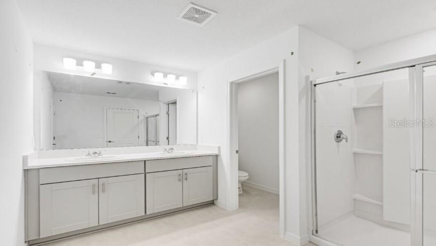 For Sale: $394,940 (5 beds, 3 baths, 2287 Square Feet)