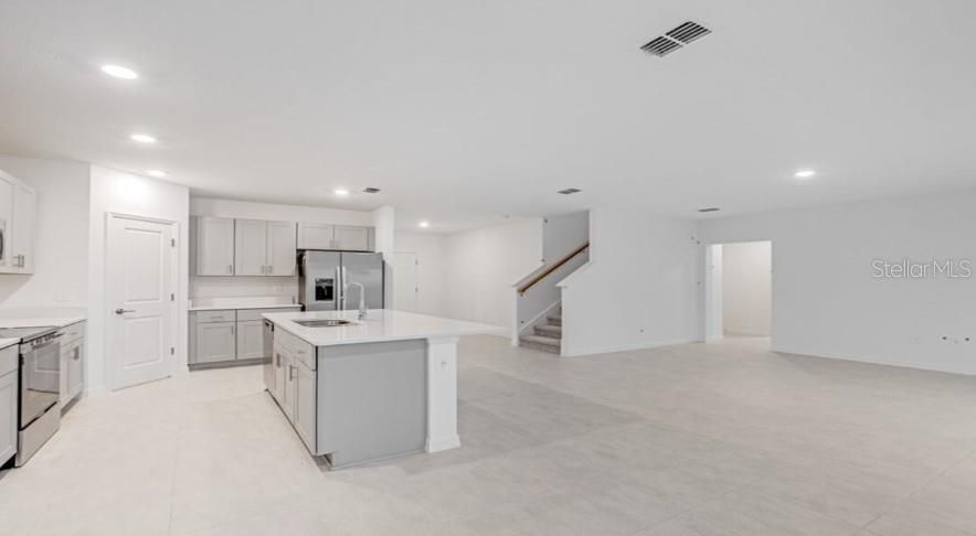 For Sale: $394,940 (5 beds, 3 baths, 2287 Square Feet)