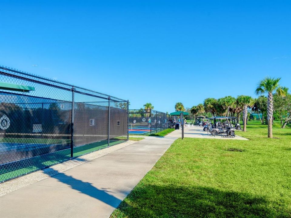 На продажу: $1,579,900 (3 спален, 4 ванн, 3846 Квадратных фут)