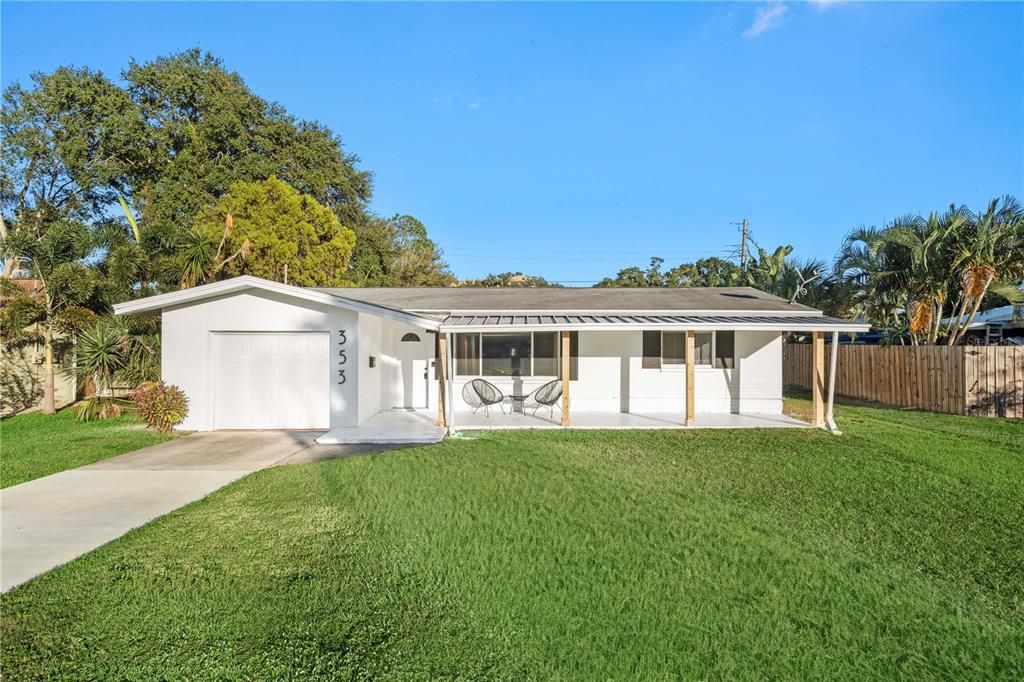 For Rent: $3,900 (3 beds, 2 baths, 1419 Square Feet)