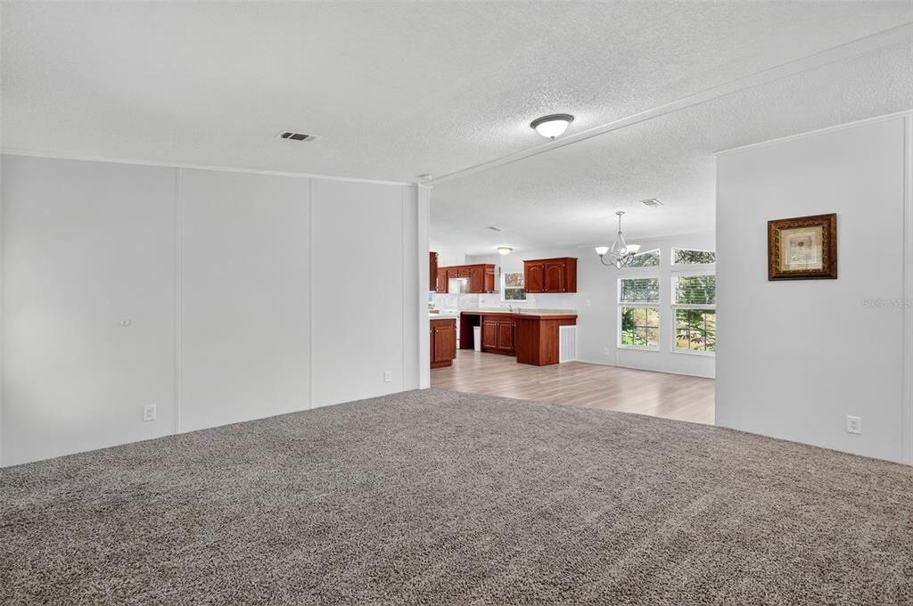 На продажу: $224,000 (3 спален, 2 ванн, 1296 Квадратных фут)