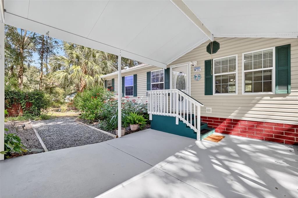 На продажу: $224,000 (3 спален, 2 ванн, 1296 Квадратных фут)