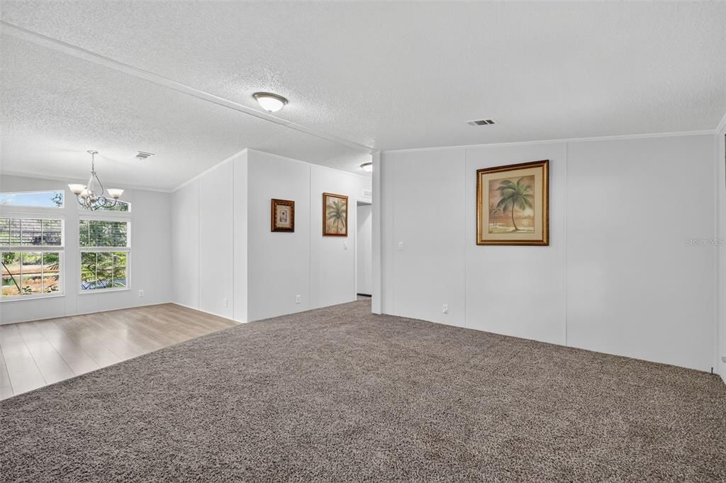 На продажу: $224,000 (3 спален, 2 ванн, 1296 Квадратных фут)