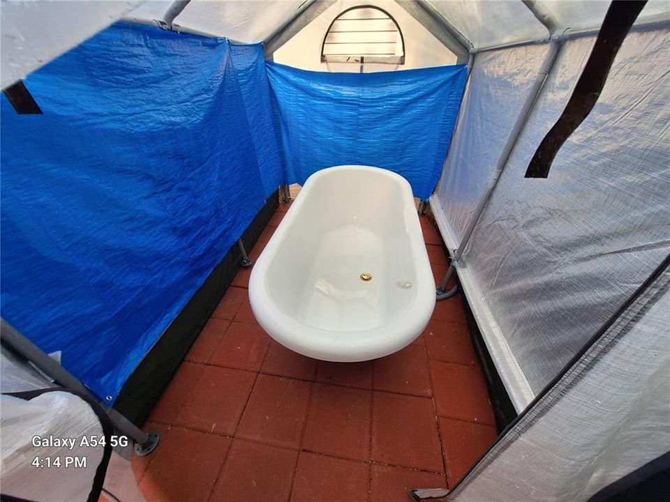 На продажу: $224,000 (3 спален, 2 ванн, 1296 Квадратных фут)