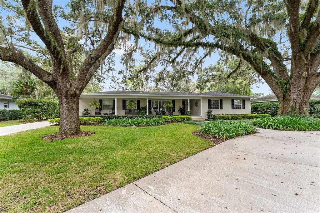 Active With Contract: $885,000 (4 beds, 3 baths, 3769 Square Feet)