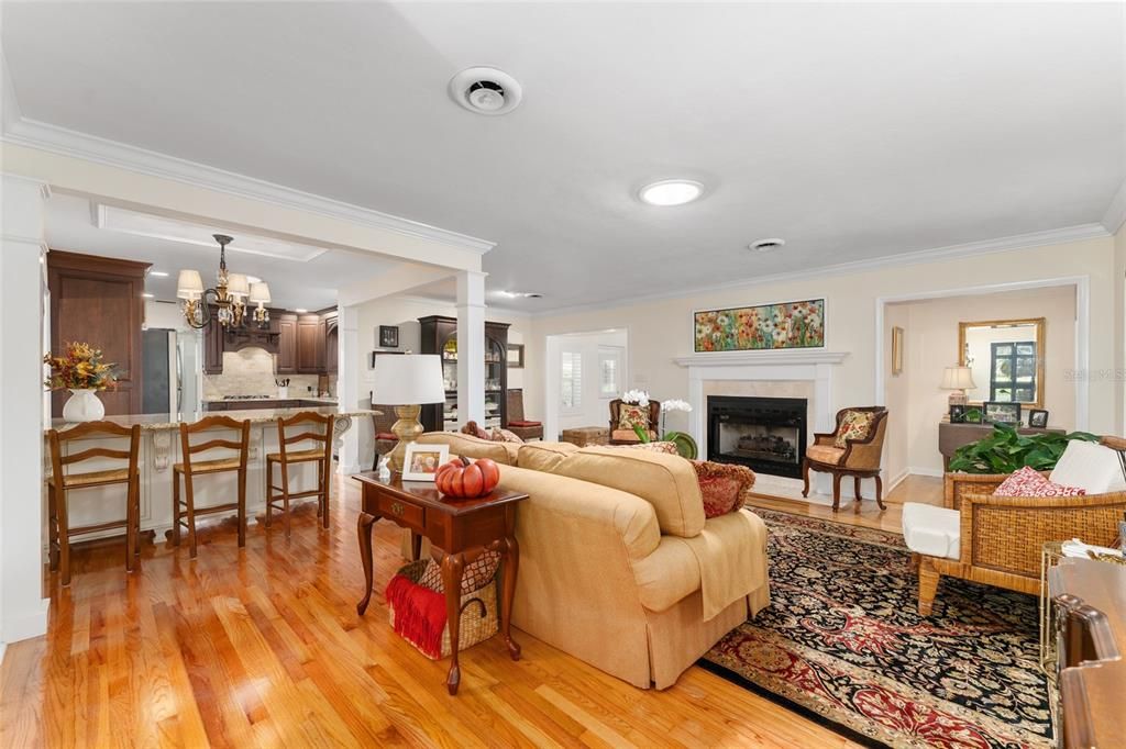 Active With Contract: $885,000 (4 beds, 3 baths, 3769 Square Feet)