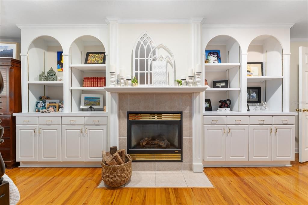 Active With Contract: $885,000 (4 beds, 3 baths, 3769 Square Feet)