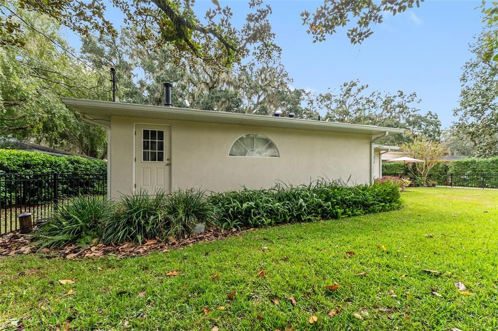 Active With Contract: $885,000 (4 beds, 3 baths, 3769 Square Feet)
