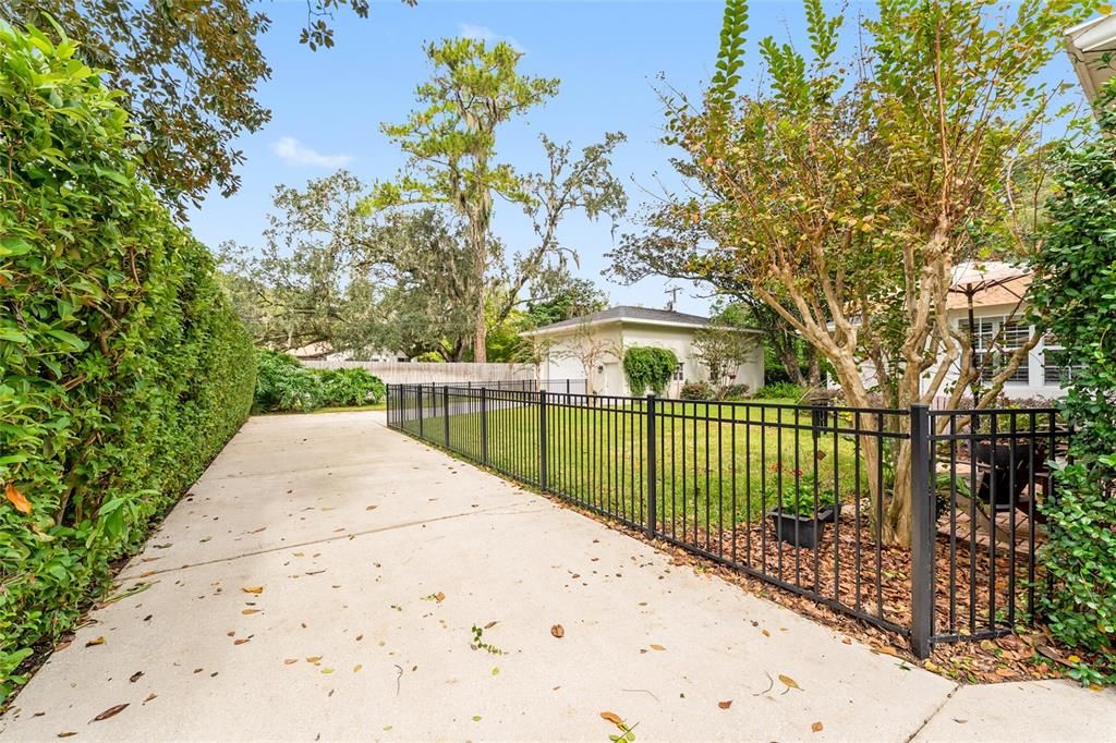 Active With Contract: $885,000 (4 beds, 3 baths, 3769 Square Feet)