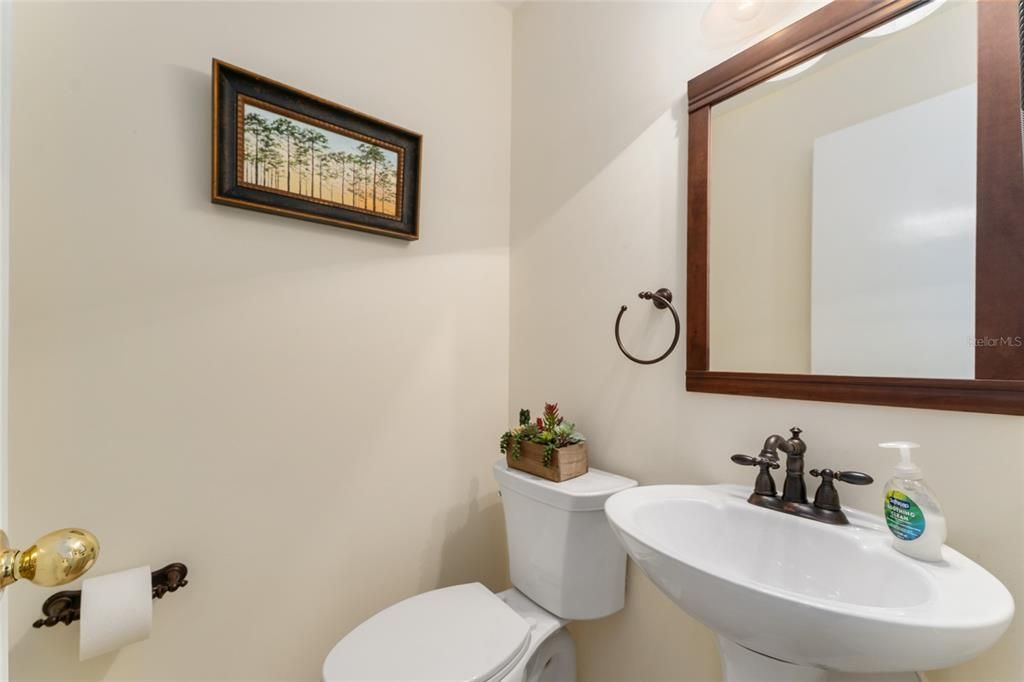 Active With Contract: $885,000 (4 beds, 3 baths, 3769 Square Feet)