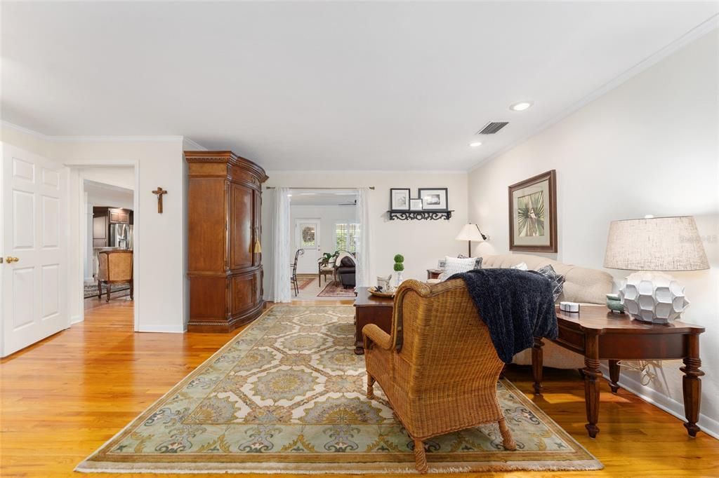 Active With Contract: $885,000 (4 beds, 3 baths, 3769 Square Feet)