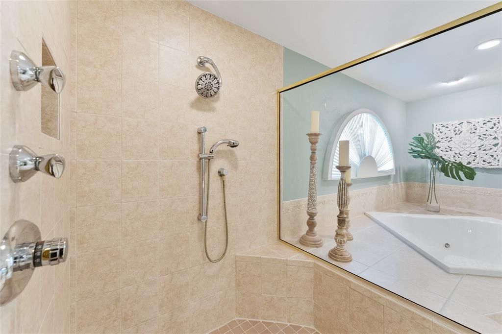 Active With Contract: $885,000 (4 beds, 3 baths, 3769 Square Feet)