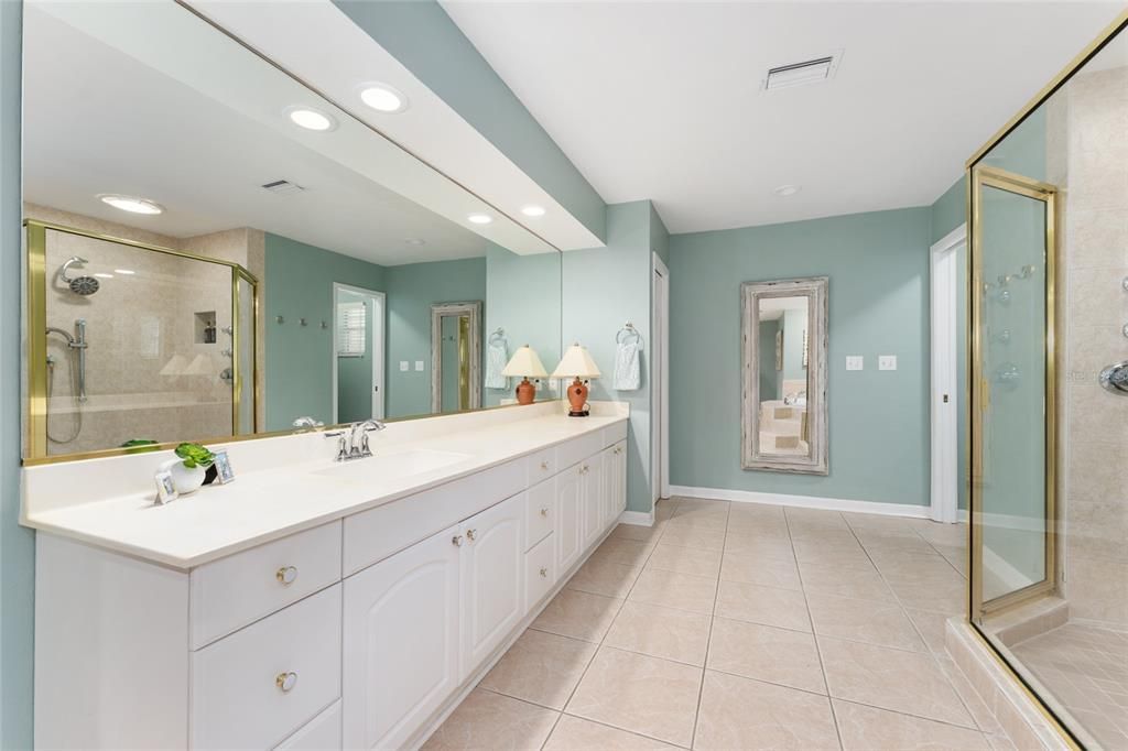 Active With Contract: $885,000 (4 beds, 3 baths, 3769 Square Feet)