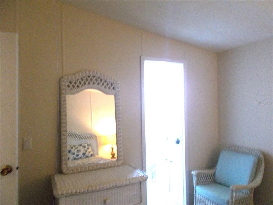 For Sale: $140,000 (2 beds, 2 baths, 1351 Square Feet)