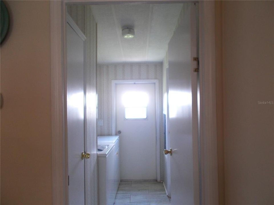 For Sale: $140,000 (2 beds, 2 baths, 1351 Square Feet)