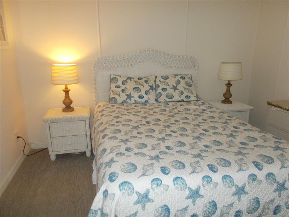 For Sale: $140,000 (2 beds, 2 baths, 1351 Square Feet)