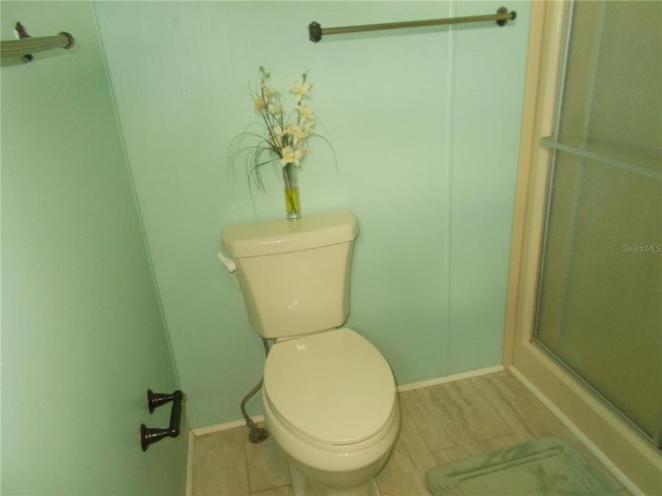 For Sale: $140,000 (2 beds, 2 baths, 1351 Square Feet)