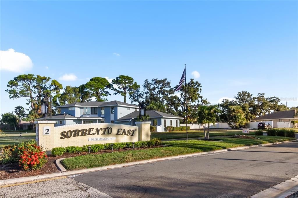 Activo con contrato: $474,400 (3 camas, 2 baños, 1711 Pies cuadrados)