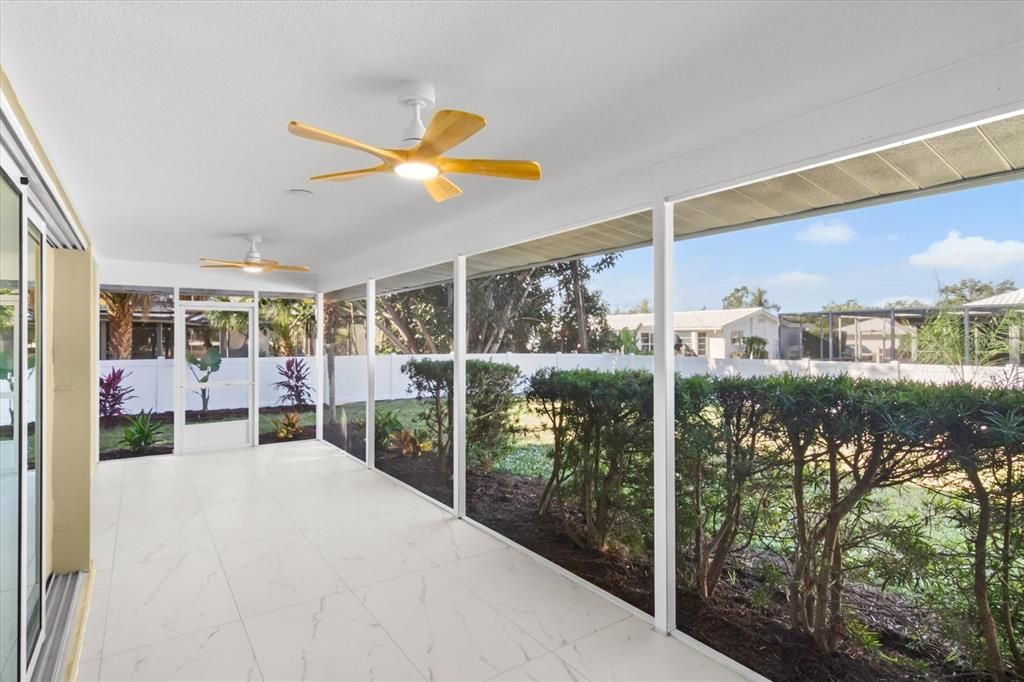 Activo con contrato: $474,400 (3 camas, 2 baños, 1711 Pies cuadrados)