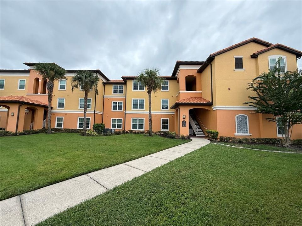 待售: $190,000 (2 贝兹, 2 浴室, 1142 平方英尺)