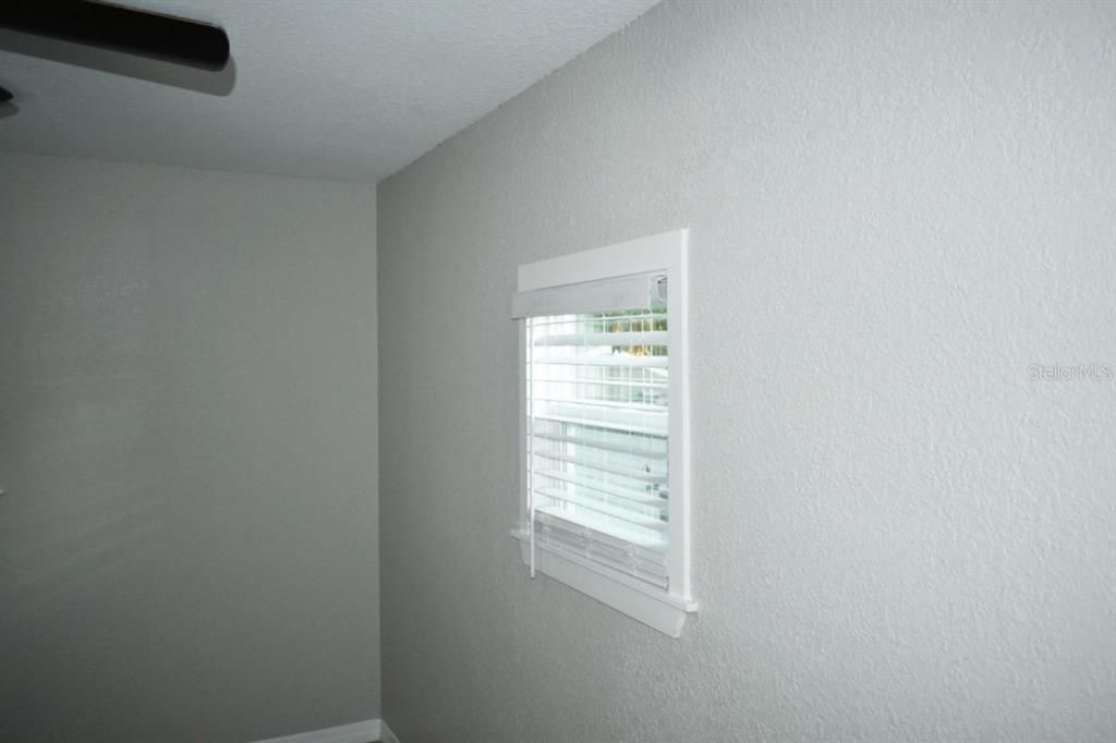 出租: $1,990 (3 贝兹, 2 浴室, 1176 平方英尺)