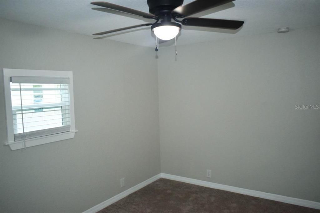 出租: $1,990 (3 贝兹, 2 浴室, 1176 平方英尺)