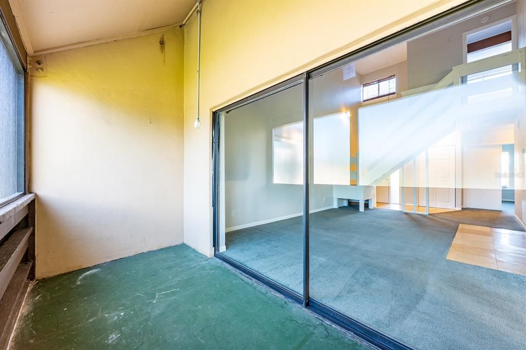 Под контрактом: $180,000 (2 спален, 2 ванн, 1286 Квадратных фут)