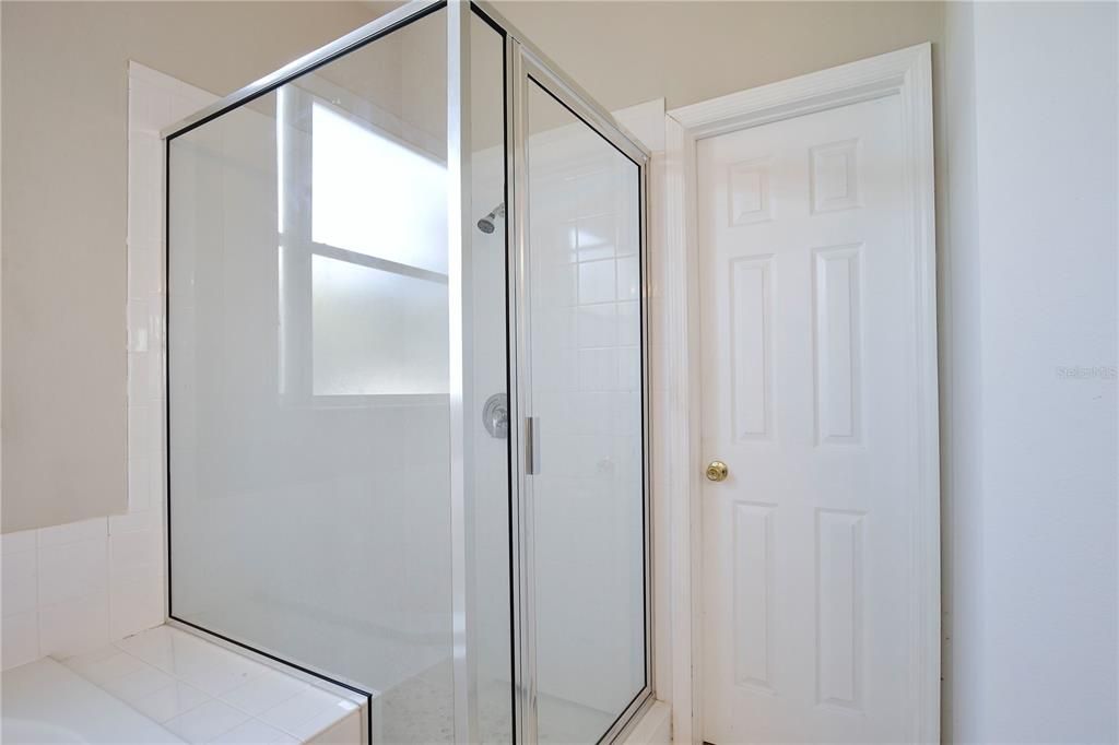 For Rent: $1,995 (3 beds, 2 baths, 1493 Square Feet)