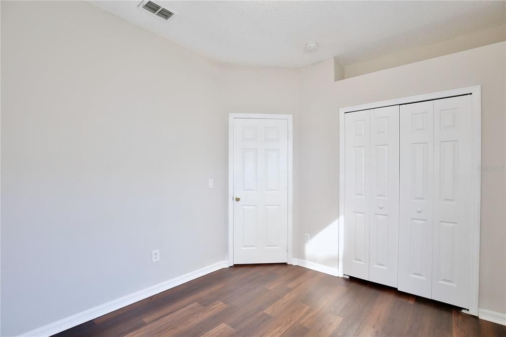 For Rent: $1,995 (3 beds, 2 baths, 1493 Square Feet)