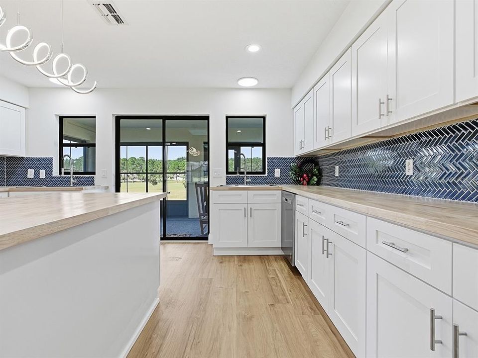 For Sale: $350,000 (4 beds, 2 baths, 2167 Square Feet)