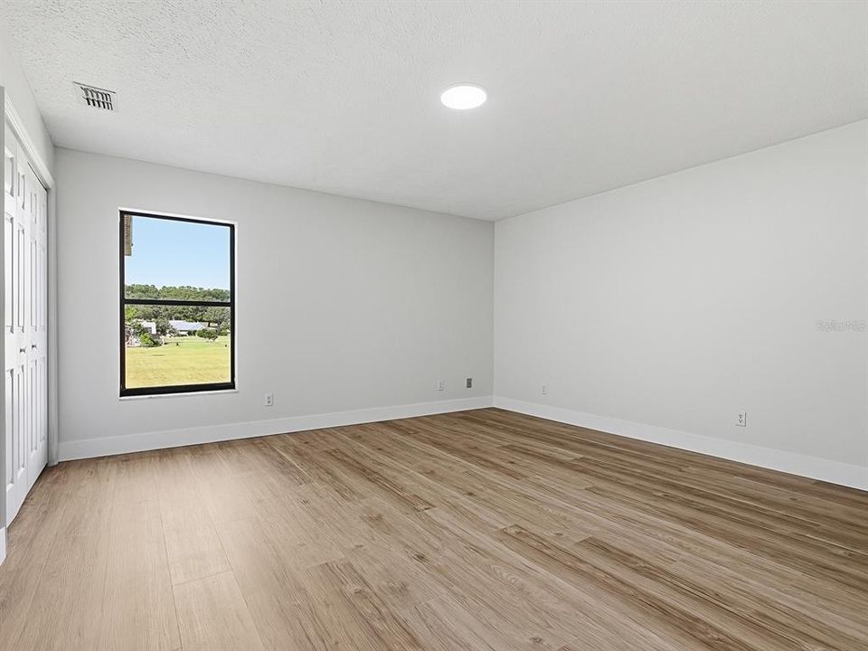 For Sale: $350,000 (4 beds, 2 baths, 2167 Square Feet)