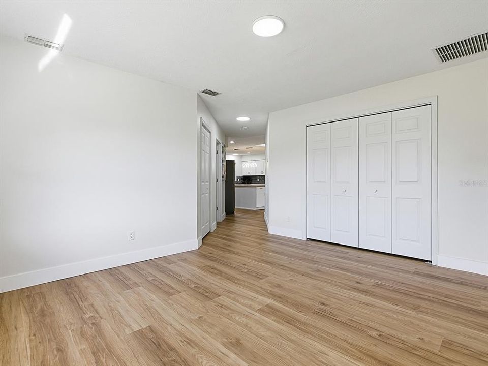 For Sale: $350,000 (4 beds, 2 baths, 2167 Square Feet)