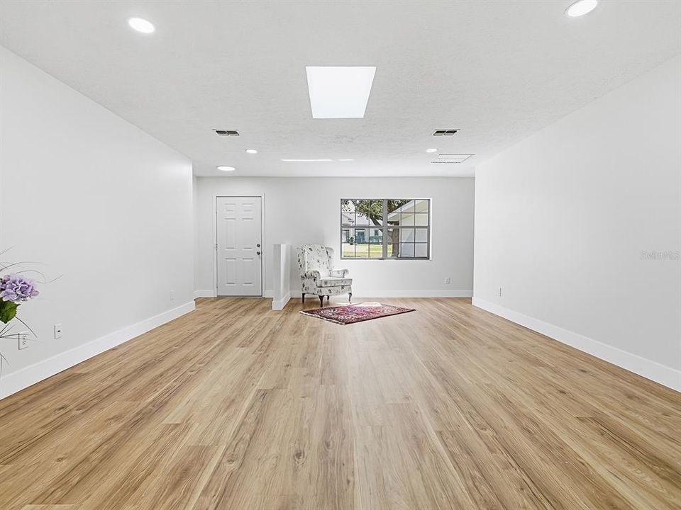 For Sale: $350,000 (4 beds, 2 baths, 2167 Square Feet)