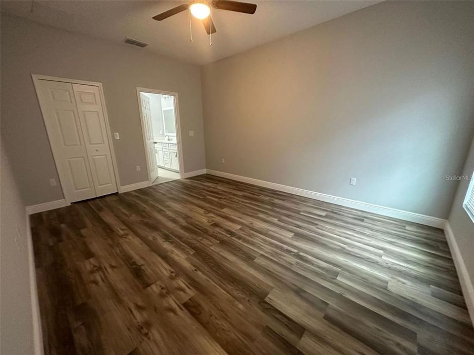 For Rent: $1,900 (4 beds, 2 baths, 1655 Square Feet)