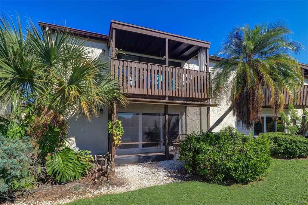 待售: $173,000 (2 贝兹, 2 浴室, 1100 平方英尺)