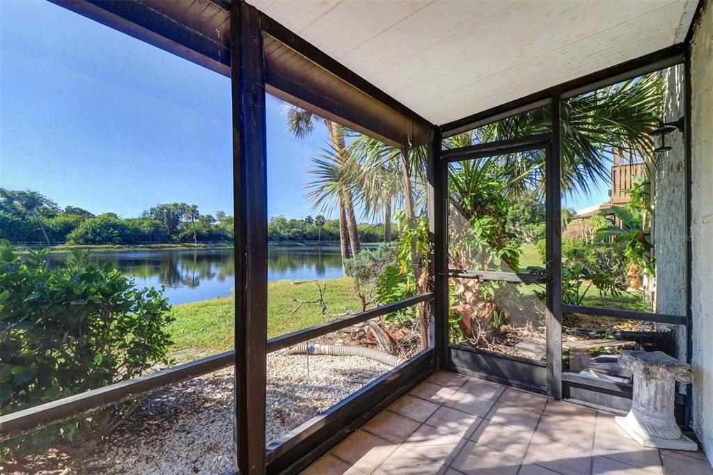 待售: $173,000 (2 贝兹, 2 浴室, 1100 平方英尺)