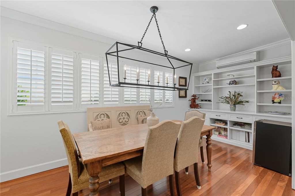 For Sale: $1,190,000 (3 beds, 2 baths, 2557 Square Feet)