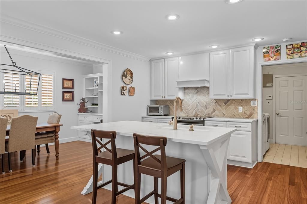 For Sale: $1,190,000 (3 beds, 2 baths, 2557 Square Feet)