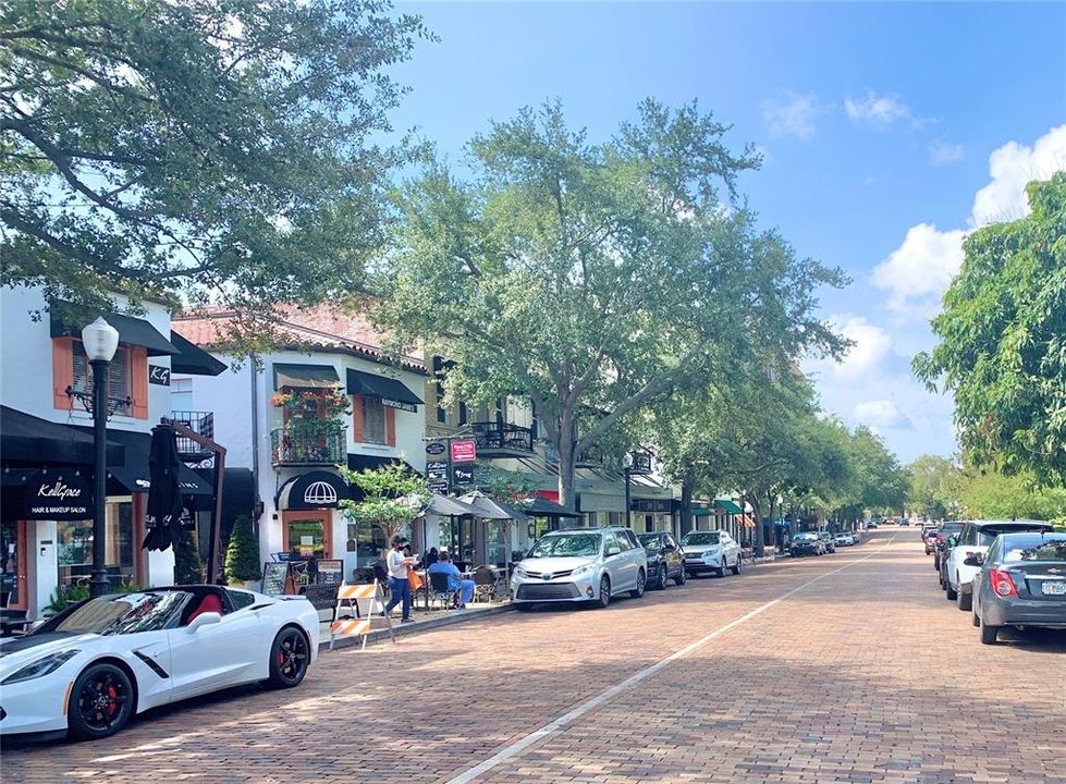 For Sale: $1,190,000 (3 beds, 2 baths, 2557 Square Feet)