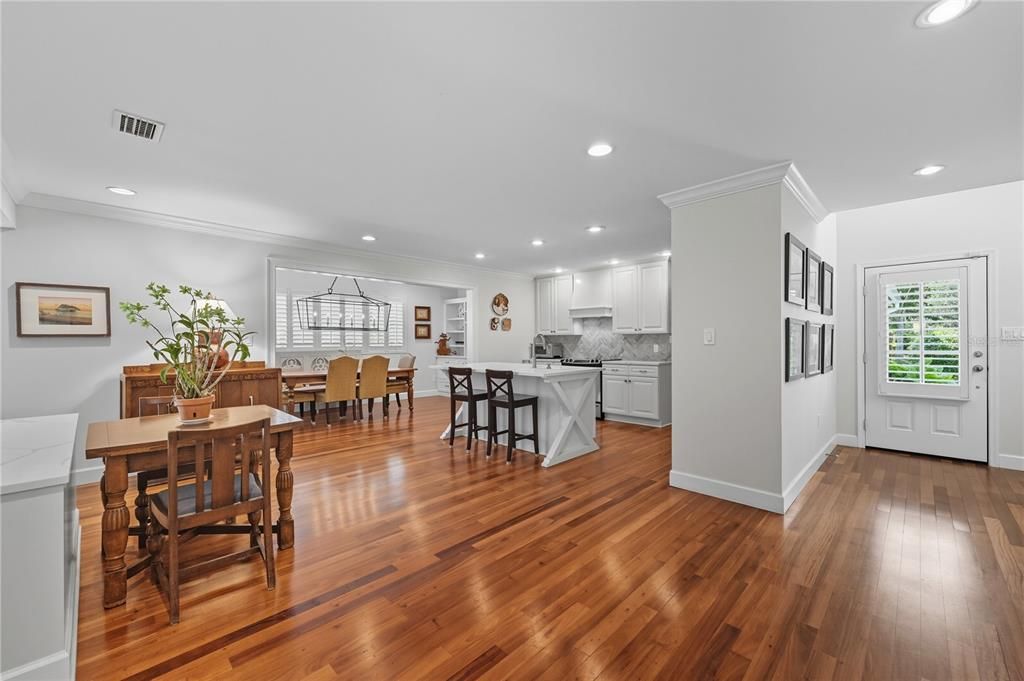 For Sale: $1,190,000 (3 beds, 2 baths, 2557 Square Feet)