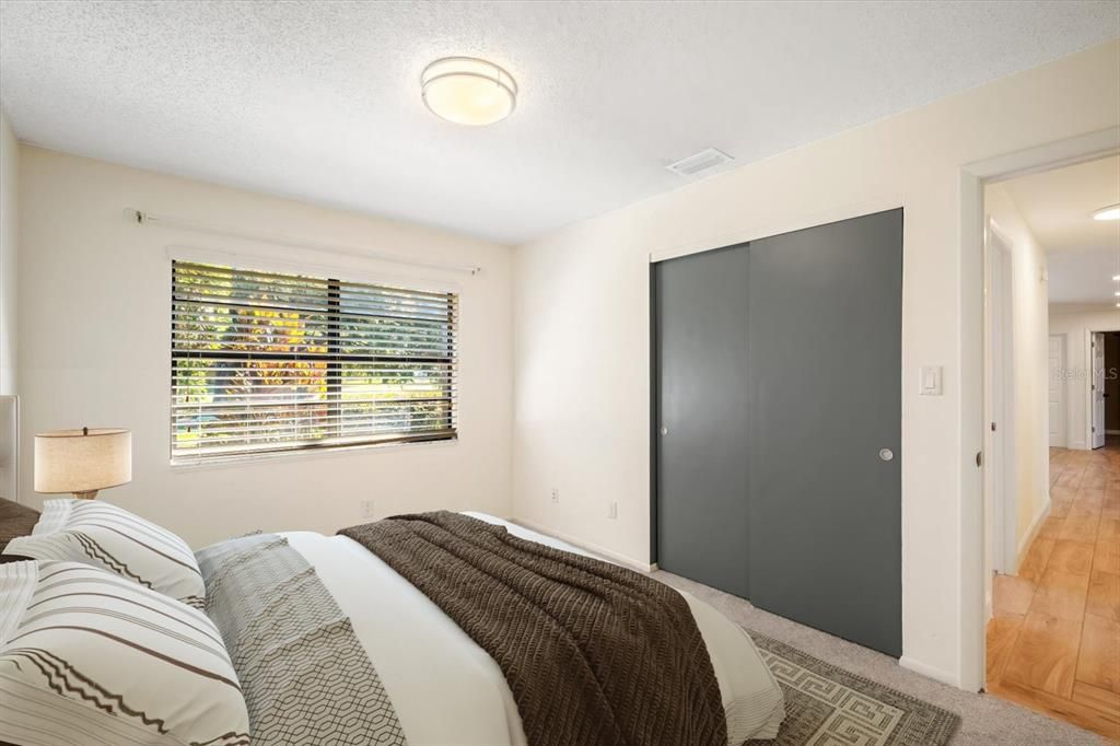 For Sale: $375,000 (3 beds, 2 baths, 1684 Square Feet)