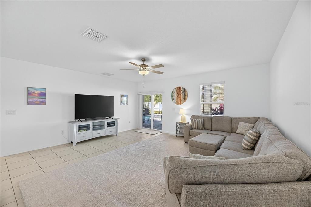 For Sale: $544,900 (5 beds, 2 baths, 2949 Square Feet)