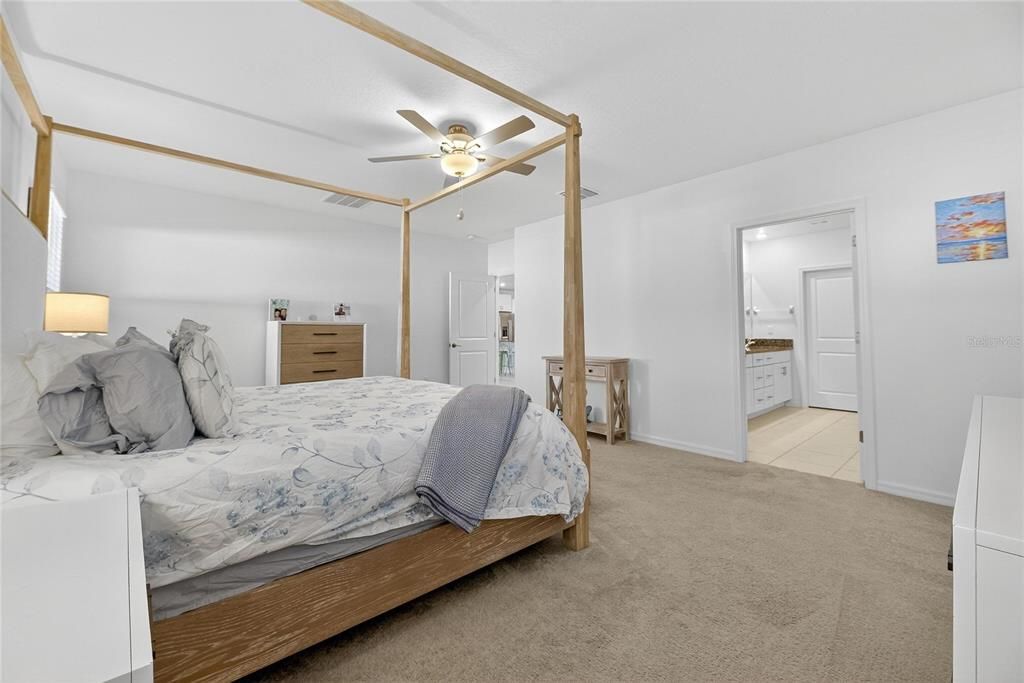 For Sale: $544,900 (5 beds, 2 baths, 2949 Square Feet)