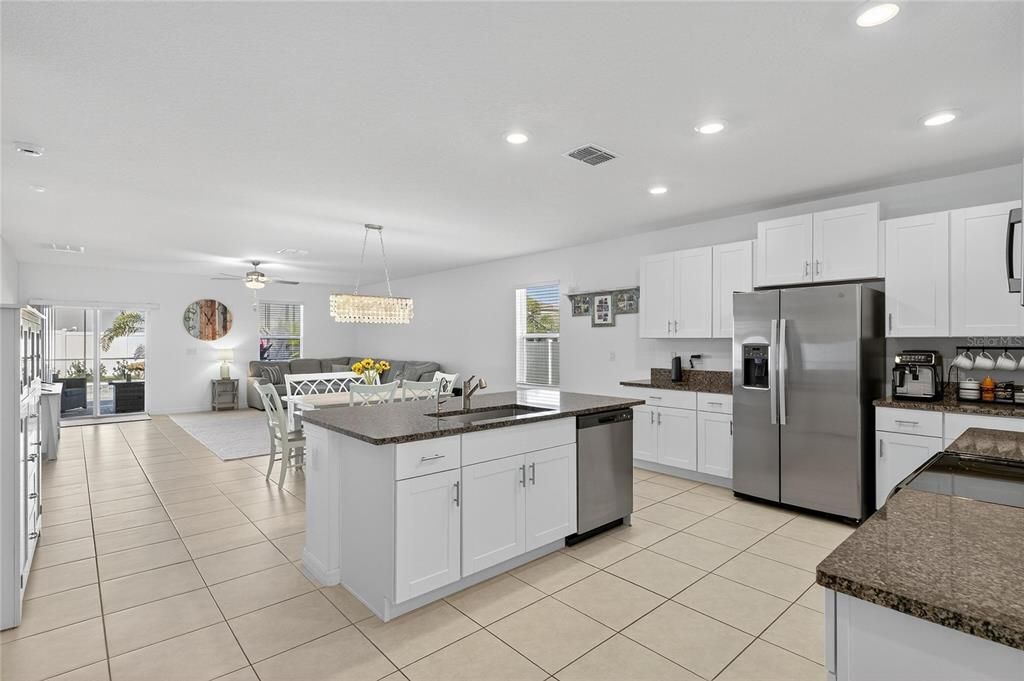 For Sale: $544,900 (5 beds, 2 baths, 2949 Square Feet)