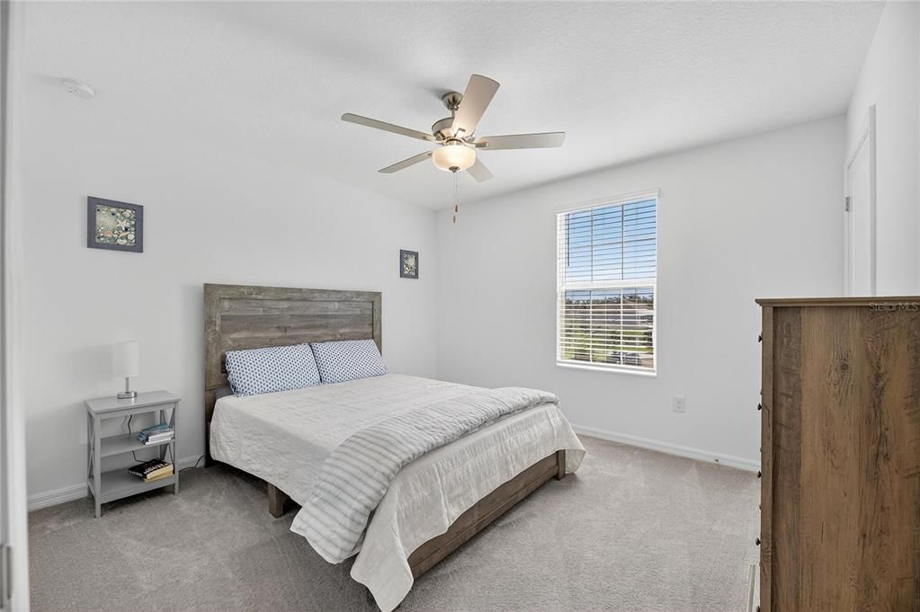 For Sale: $544,900 (5 beds, 2 baths, 2949 Square Feet)